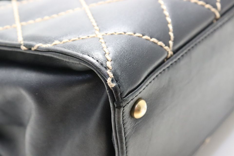 Chanel Wild Stitch GD Leather Handbag — view 7