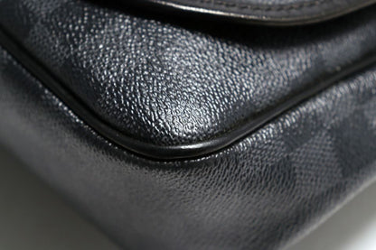 Louis Vuitton Damier Graphite Daniel Leather Shoulder — view 4