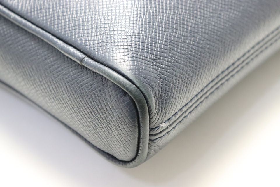 Louis Vuitton Taiga Messenger Ppm Leather Shoulder — view 7
