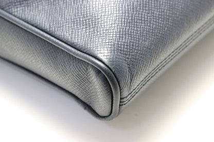 Louis Vuitton Taiga Messenger Ppm Leather Shoulder — view 5