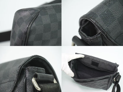 Louis Vuitton LV District PM Damier Graphite Shoulder Bag Pochette Black Gray — view 7