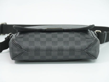 Louis Vuitton LV District PM Damier Graphite Shoulder Bag Pochette Black Gray — view 3