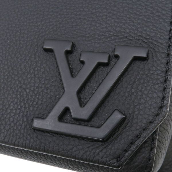 Louis Vuitton Aerogram Takeoff Sling Belt — view 5