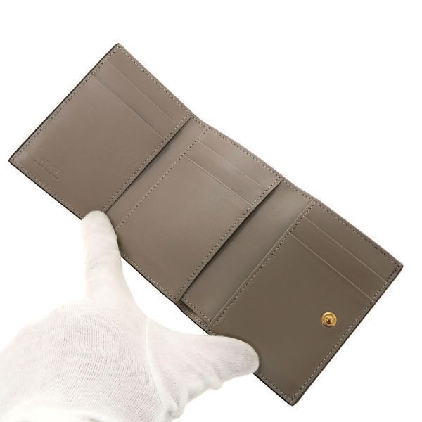 Fendi FF Diamond Wallet — view 3