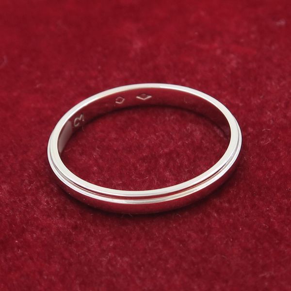 Cartier d'Amour Wedding Ring — view 4
