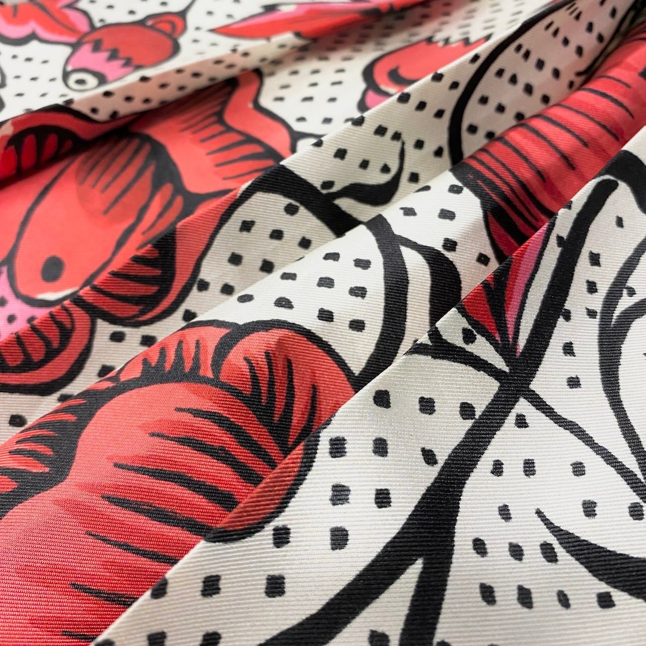 Gucci Floral Pleats Long Skirt Retro Modern All Over Pattern 36 Rosso Red Silk — view 8