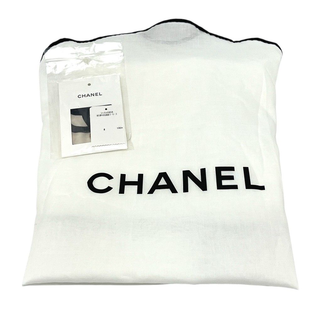 Chanel Short Sleeve T-Shirt CC Logo Wave Silk Black — view 3