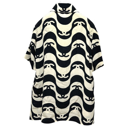 Chanel Short Sleeve T-Shirt CC Logo Wave Silk Black — view 2