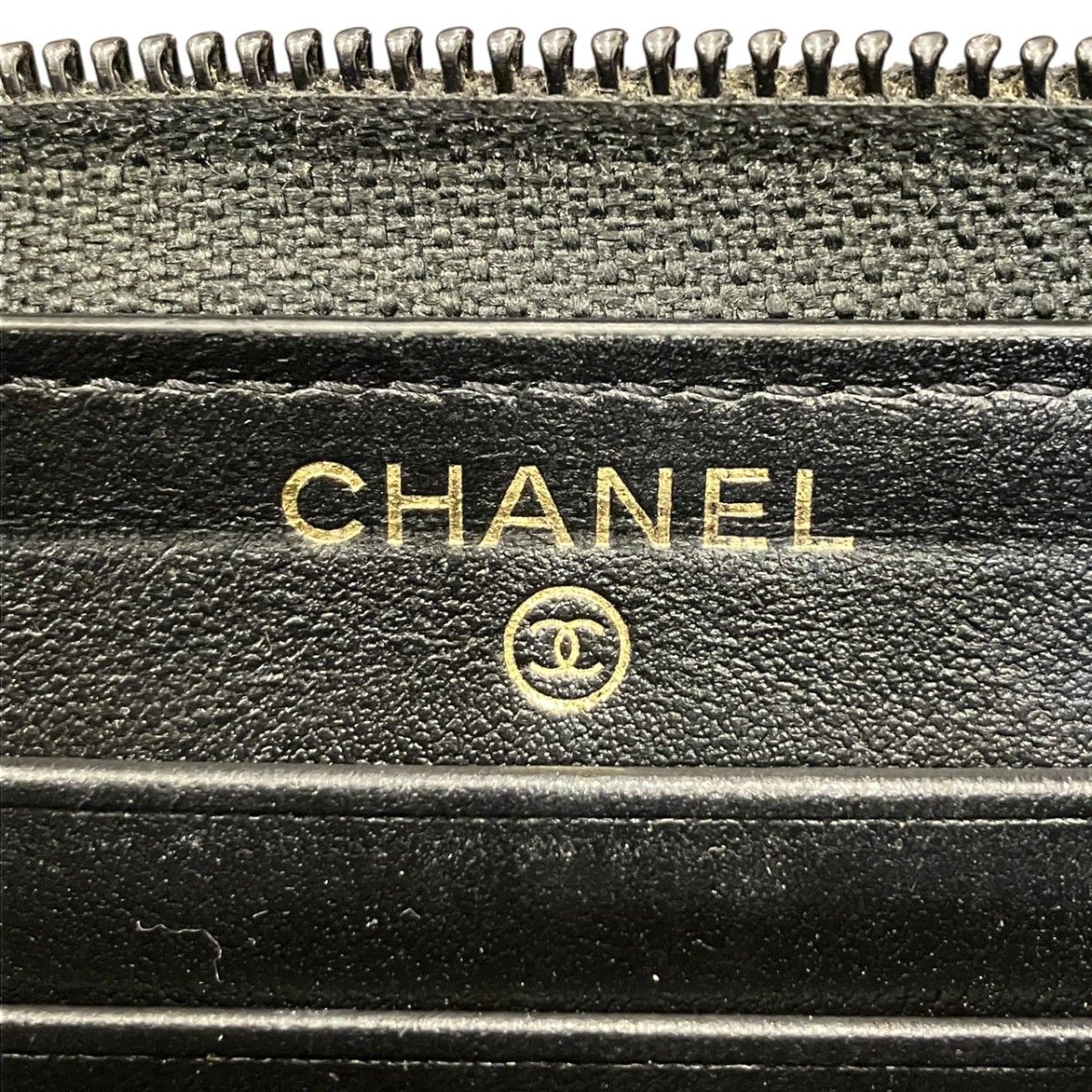 Chanel Boy Wallet Caviar Leather — view 4