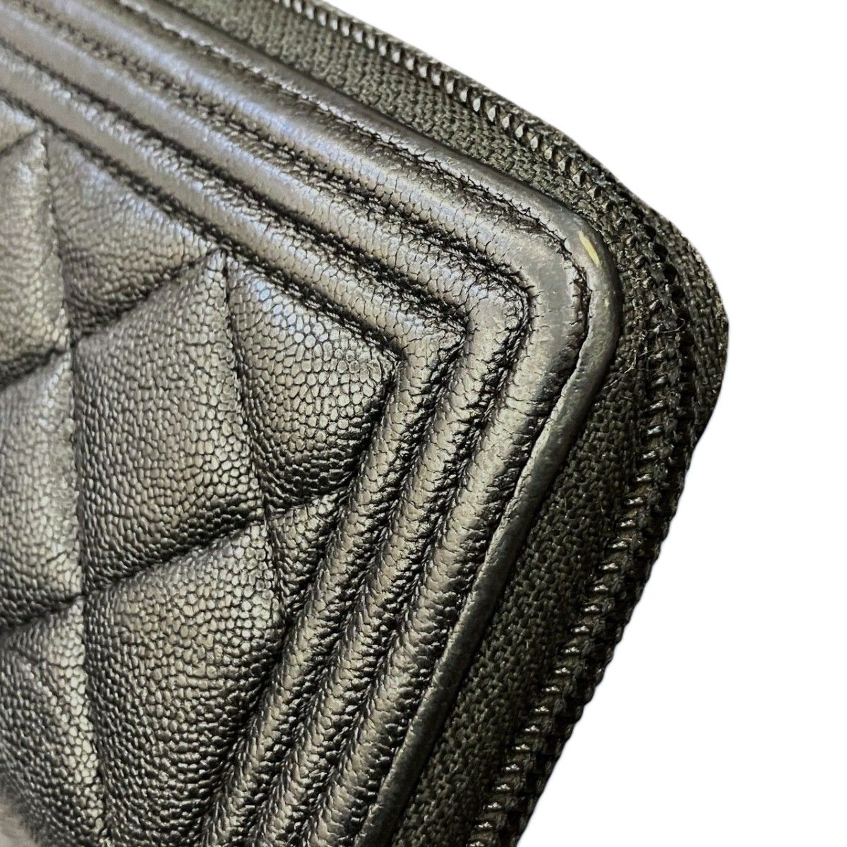 Chanel Boy Wallet Caviar Leather — view 9
