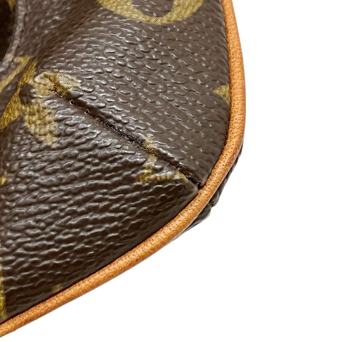 Louis Vuitton Partition Pouch Canvas — view 7