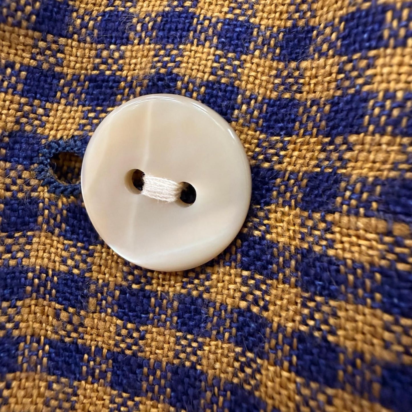 Gucci Linen 100% Interlocking Ribbon Mini Plaid Shell Button Single Jacket — view 6