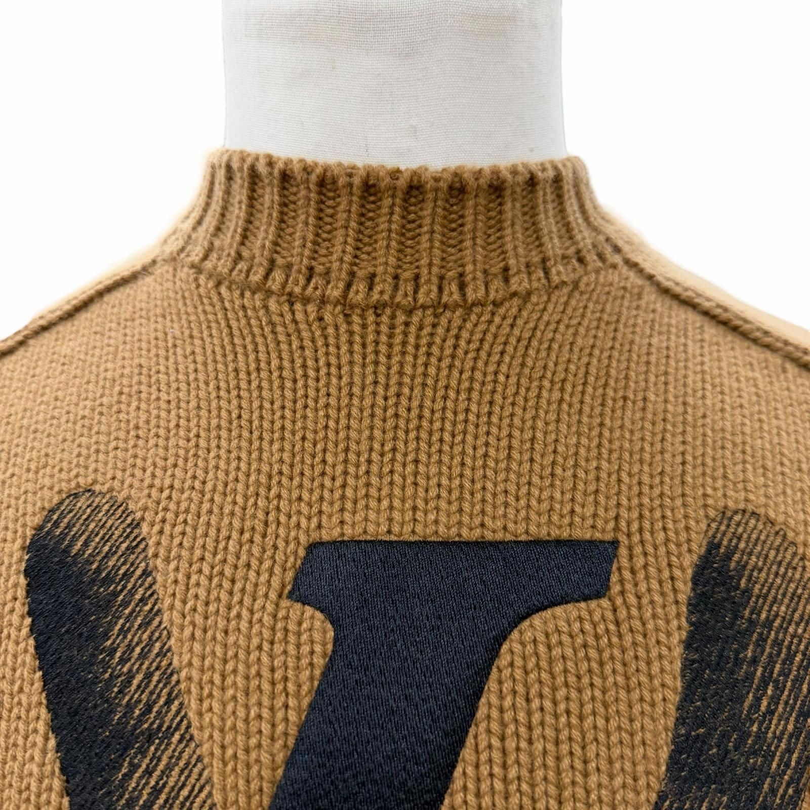 Louis Vuitton Peace and Love Cashmere Vicuna Blend LV Logo Hand Knit Sweater — view 2