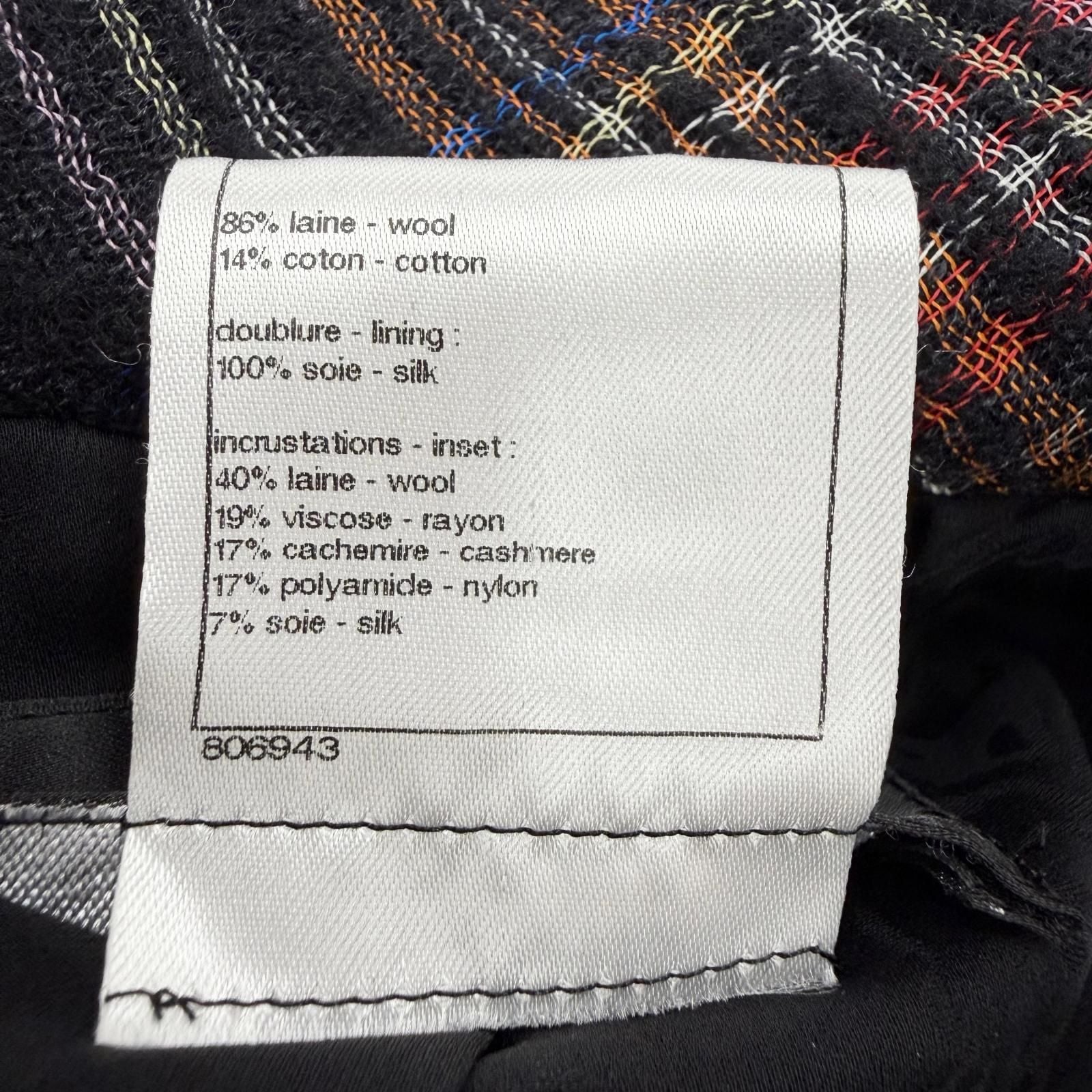 Chanel Lining Silk 100% CC Logo Gripoix Button Jacket Black 38 — view 8