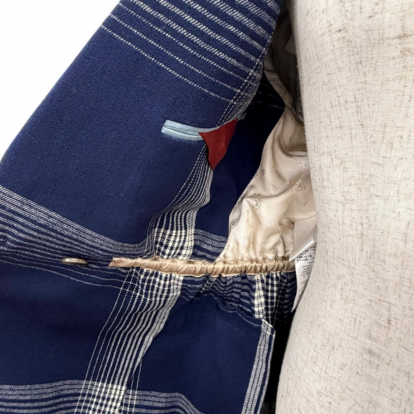 Gucci Wool Check Pattern Peak Lapel Double Button Jacket Navy Ivory 40 Recommend — view 5