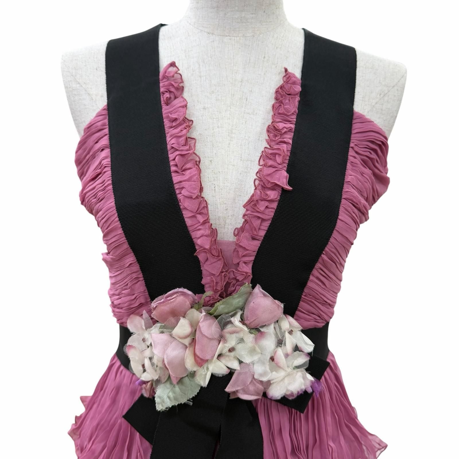Gucci Silk 100% Rosie Huntington White Lee Ringo Shiina with Brooch Dress Pink — view 3