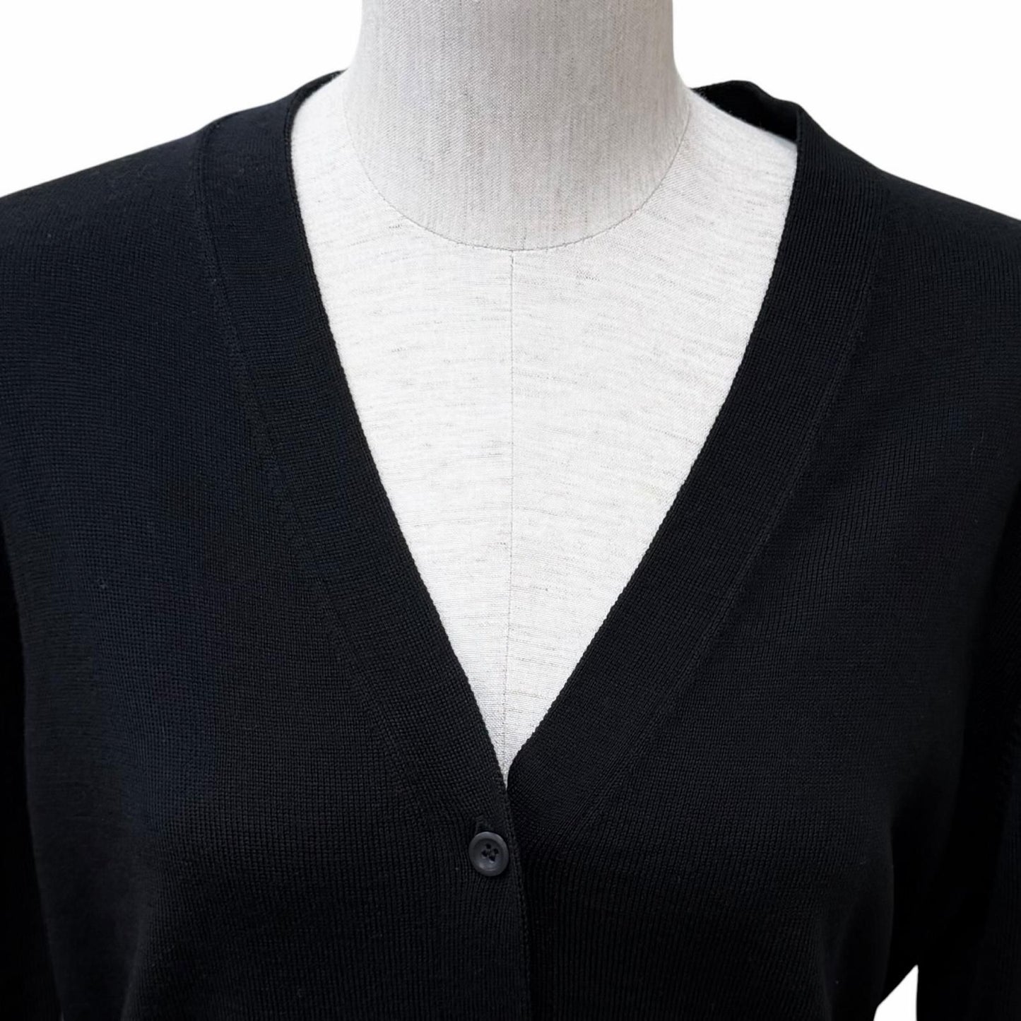 Prada 100% Virgin Wool Neck Long Sleeve Knit Cardigan Black 40 — view 4