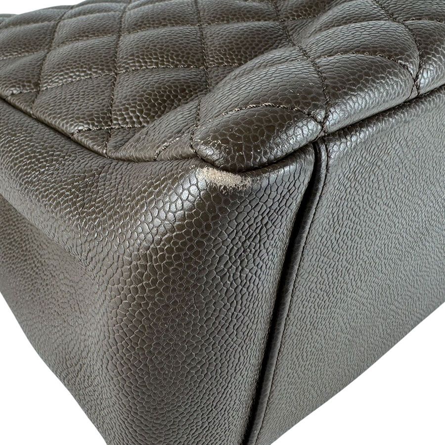 Chanel Shoulder Bag Grand Shopping Tote GST — view 8