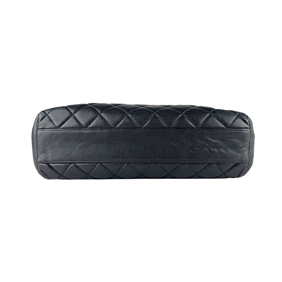 Chanel Shoulder Bag Black — view 4