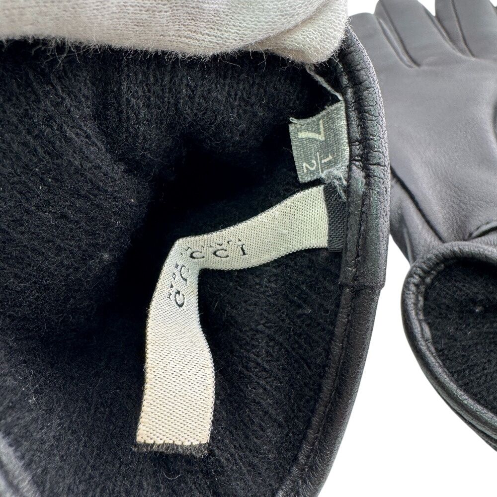 Gucci Gloves All Over Pattern GG Guccissima — view 8