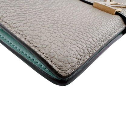 Louis Vuitton LV Vertical Wallet — view 3