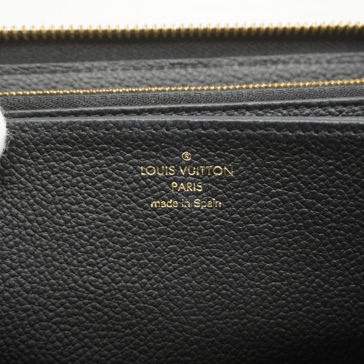 Louis Vuitton Wallet Monogram Empreinte Zippy Noir — view 4