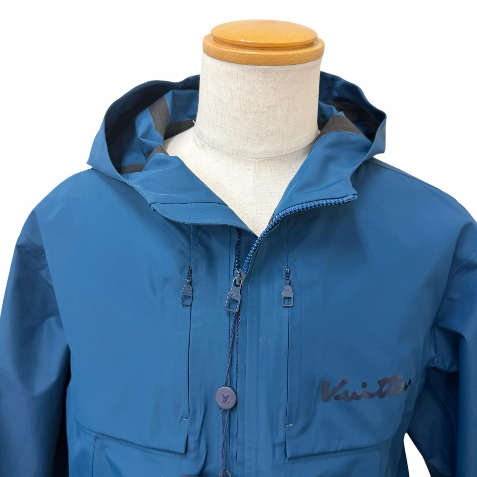 Louis Vuitton Back LV Logo Hooded Mountain Hoodie Blue 50 — view 2