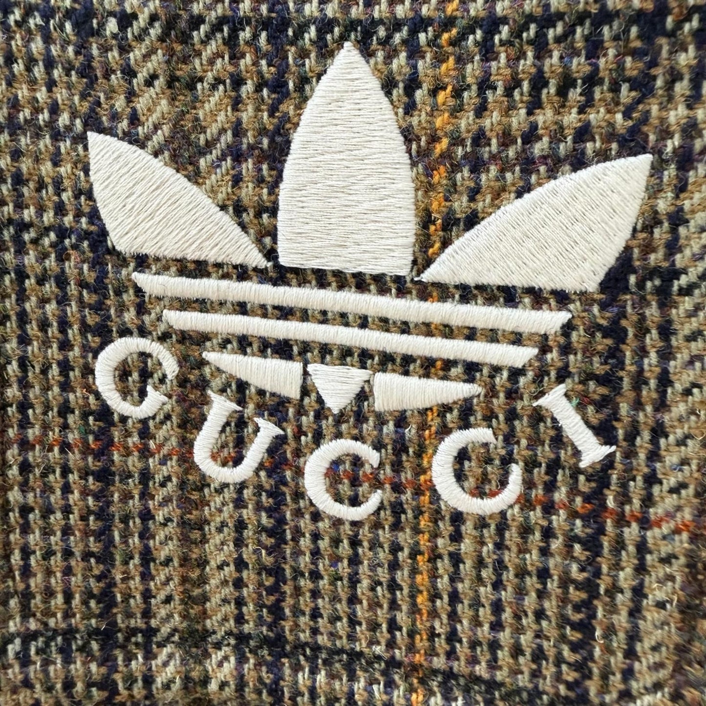 Gucci Adidas Checkered Logo Gold Button Color Coat Khaki 48 Garment Hanger — view 5