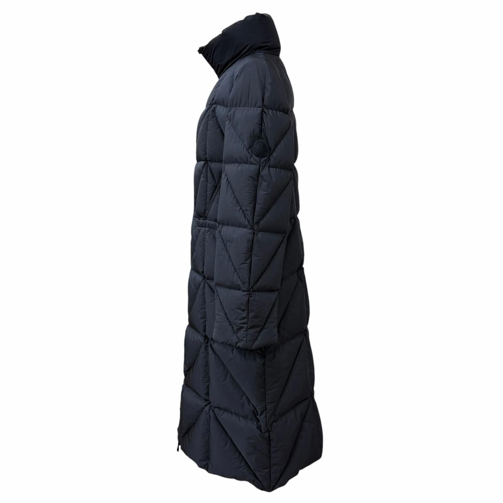 Moncler Cerise Logo Patch Stand Color Zip Up Coat Black 4 — view 2