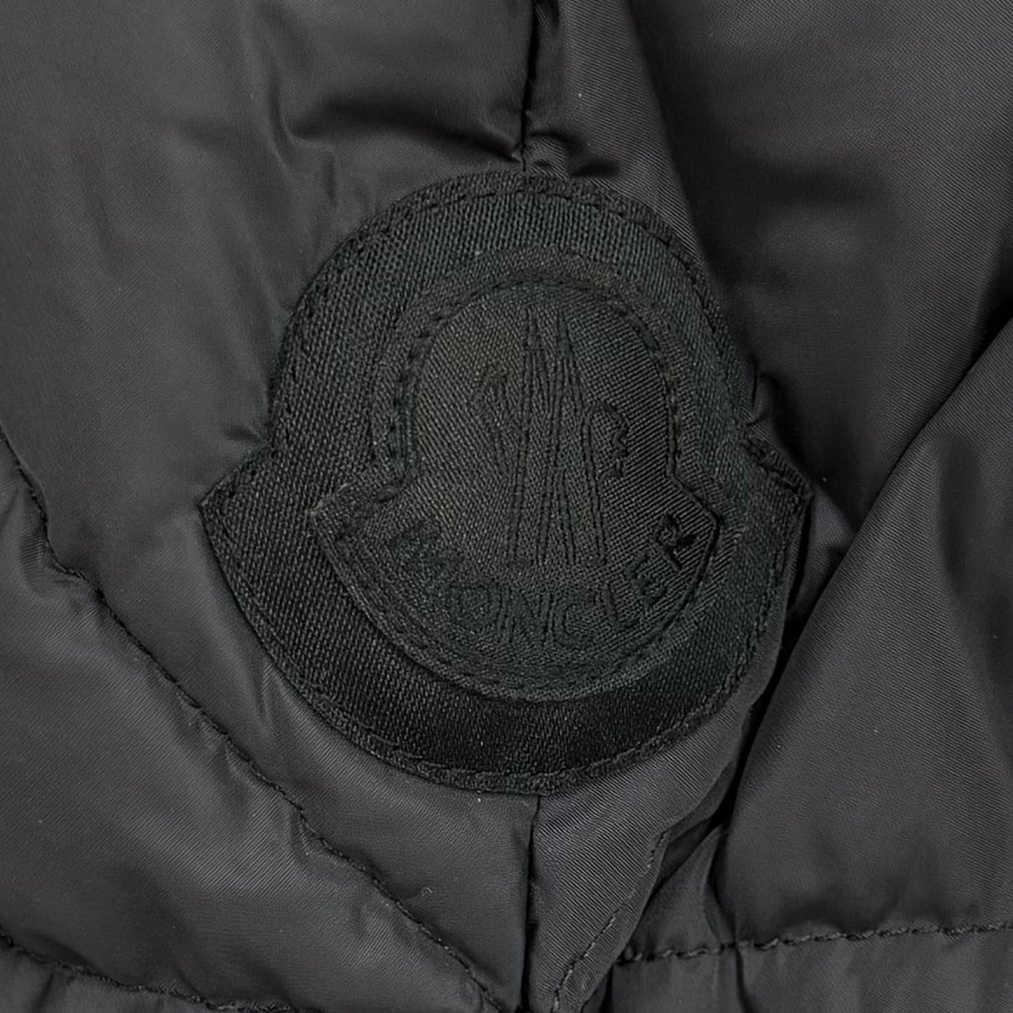 Moncler Cerise Logo Patch Stand Color Zip Up Coat Black 4 — view 6