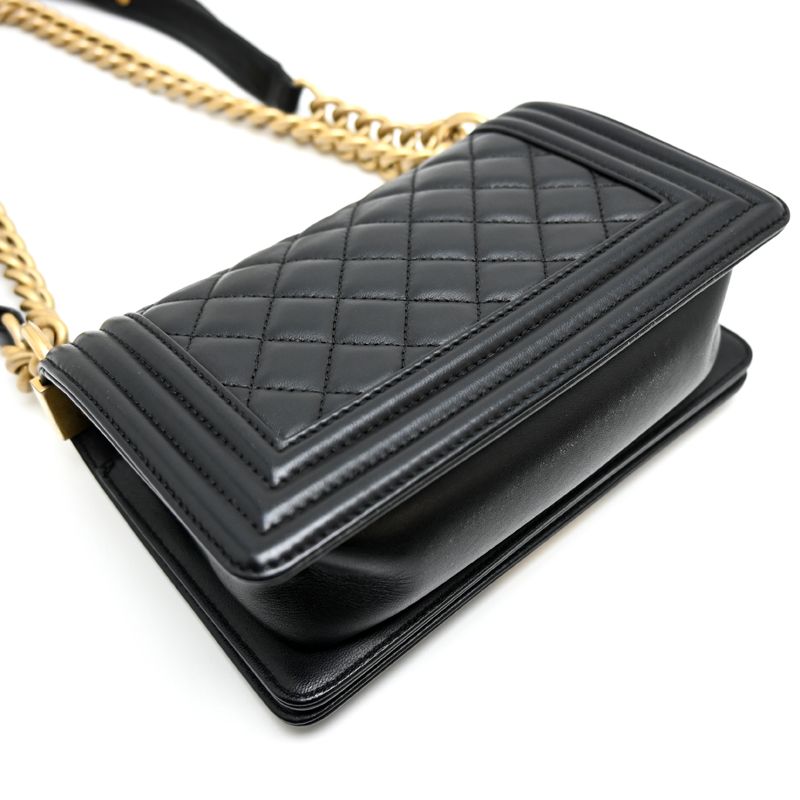 Chanel Shoulder Bag Black — view 4
