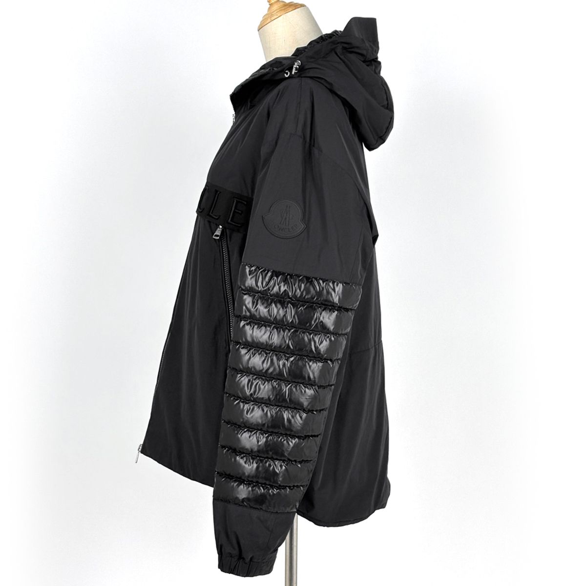 Moncler Down Jacket Oralgue Hoodie Black — view 2