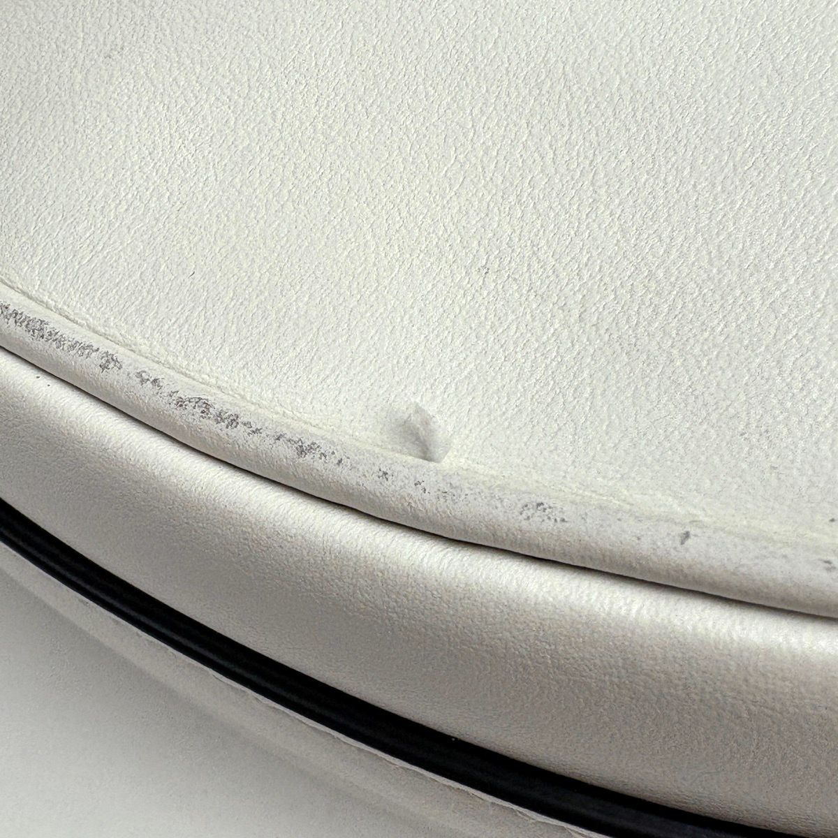 Prada Shoulder Bag Leather White — view 4