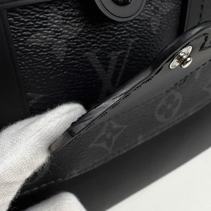 Louis Vuitton Voyage Messenger Bag Monogram Eclipse Noir Gray — view 4
