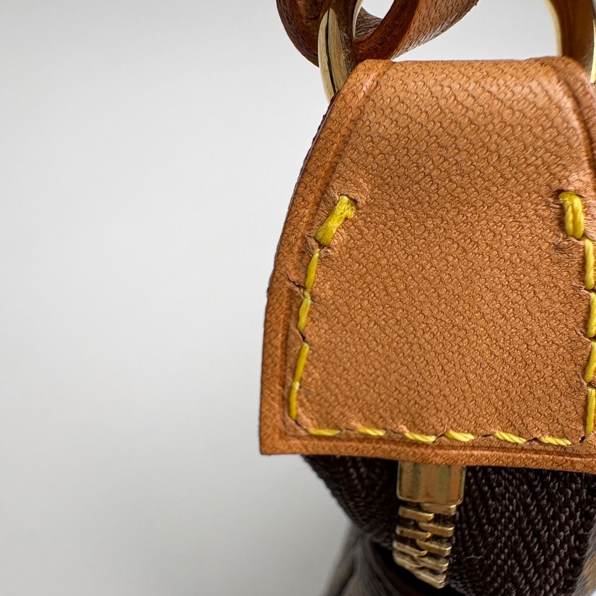 Louis Vuitton Pochette Makeup Cosmetics Pouch Monogram Brown — view 4