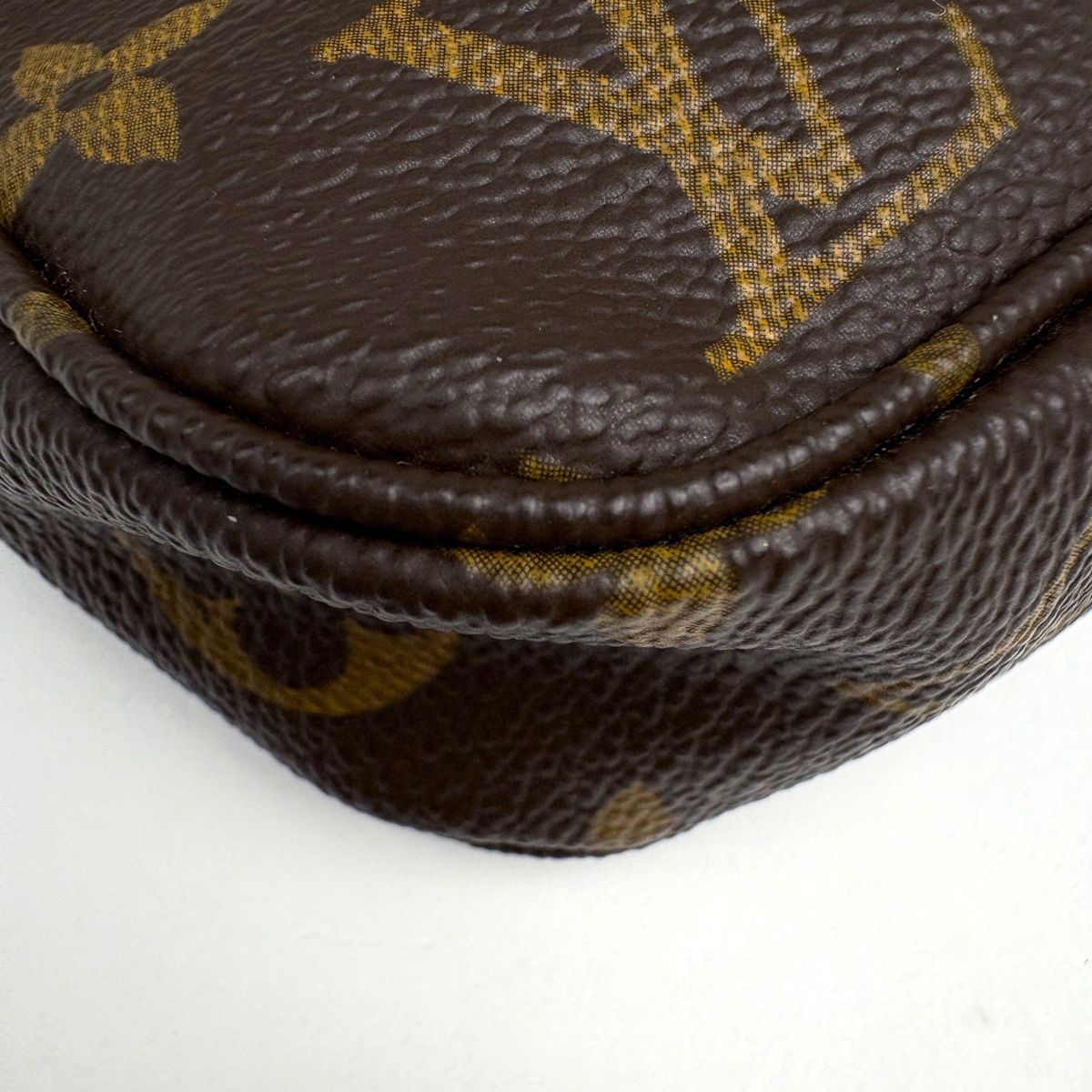 Louis Vuitton Pochette Makeup Cosmetics Pouch Monogram Brown — view 3