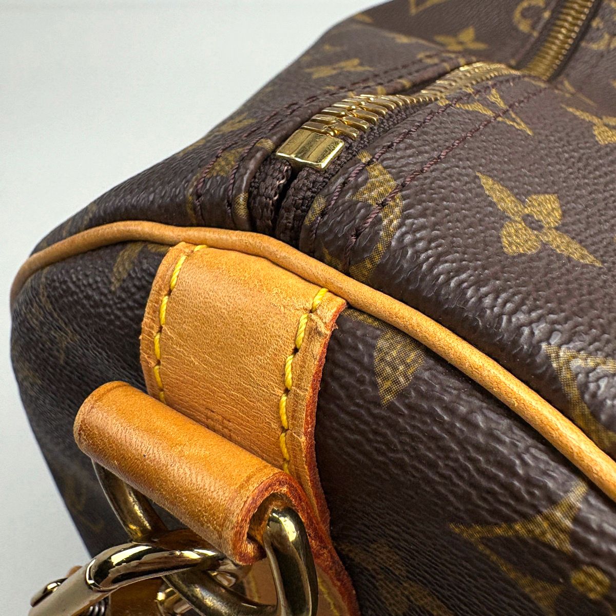 Louis Vuitton Keepall Bandouliere 55 2-Way Boston Bag Monogram Brown — view 4