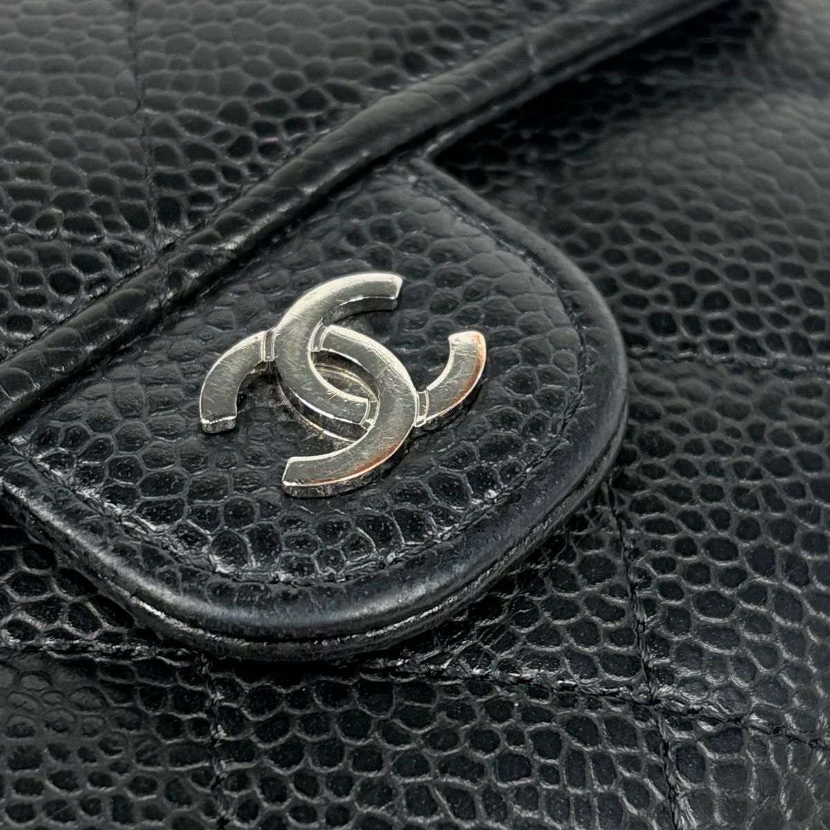 Chanel CC Logo Trifold Wallet Quilted Caviar Leather Black — view 4