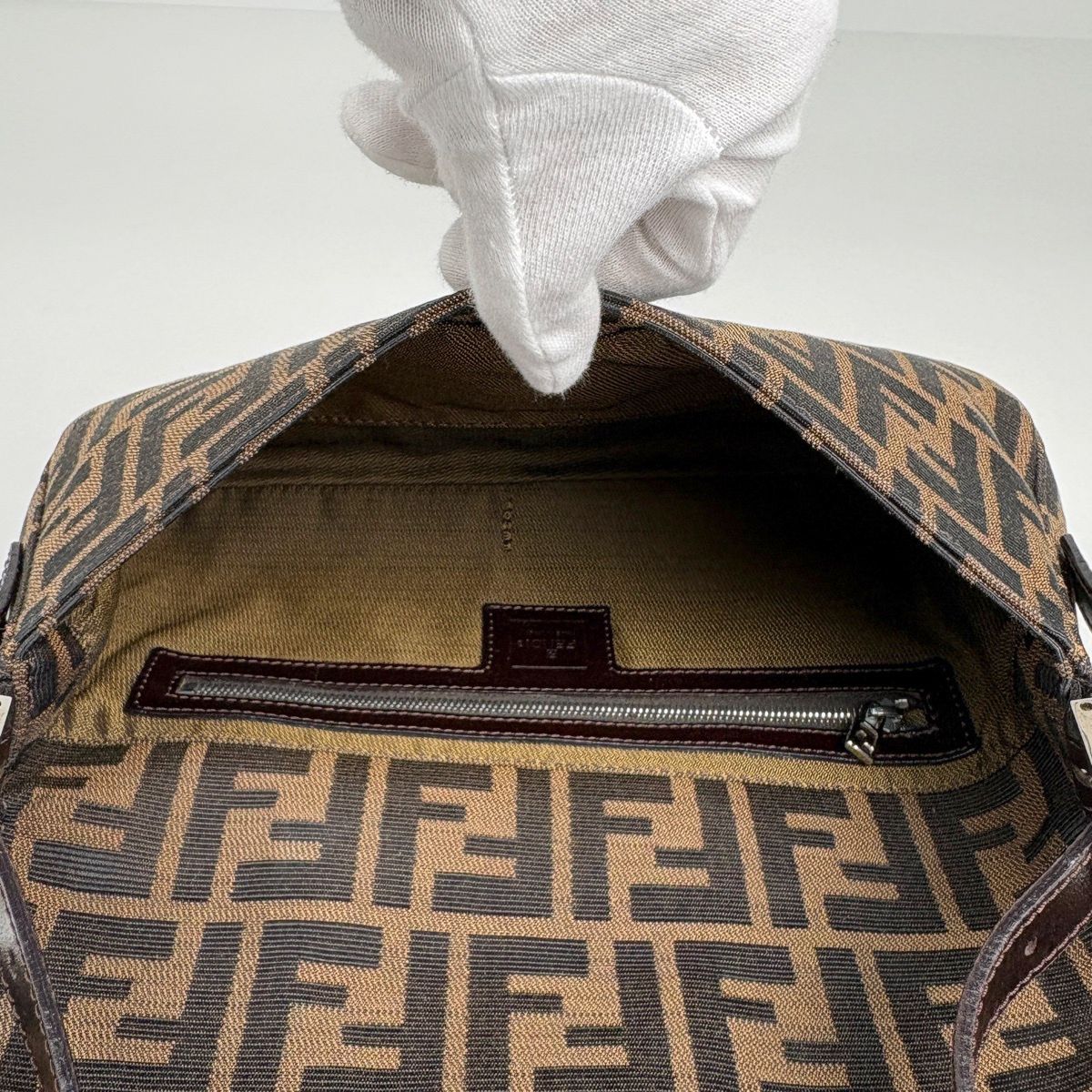 Fendi Zucca Pattern Mamma Baguette Shoulder Bag Canvas Brown — view 6