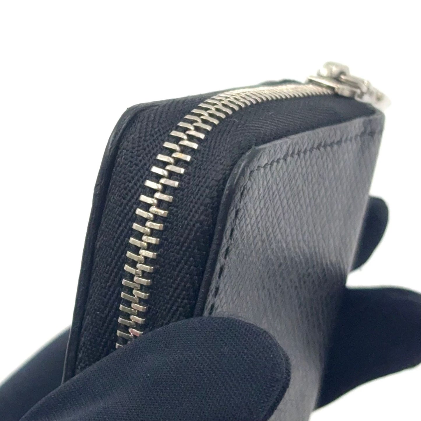 Louis Vuitton Zippy Coin Purse Taiga Ardoise Leather Black Wallet Silver — view 7