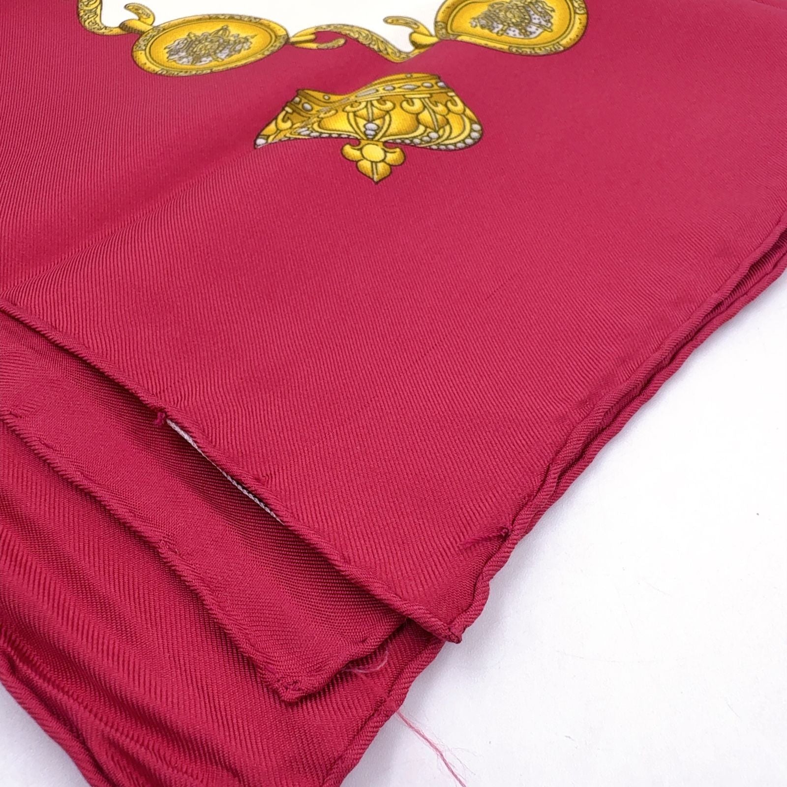Hermes Re Tambour Carre 90 Silk White Multicolor Red Scarf — view 4