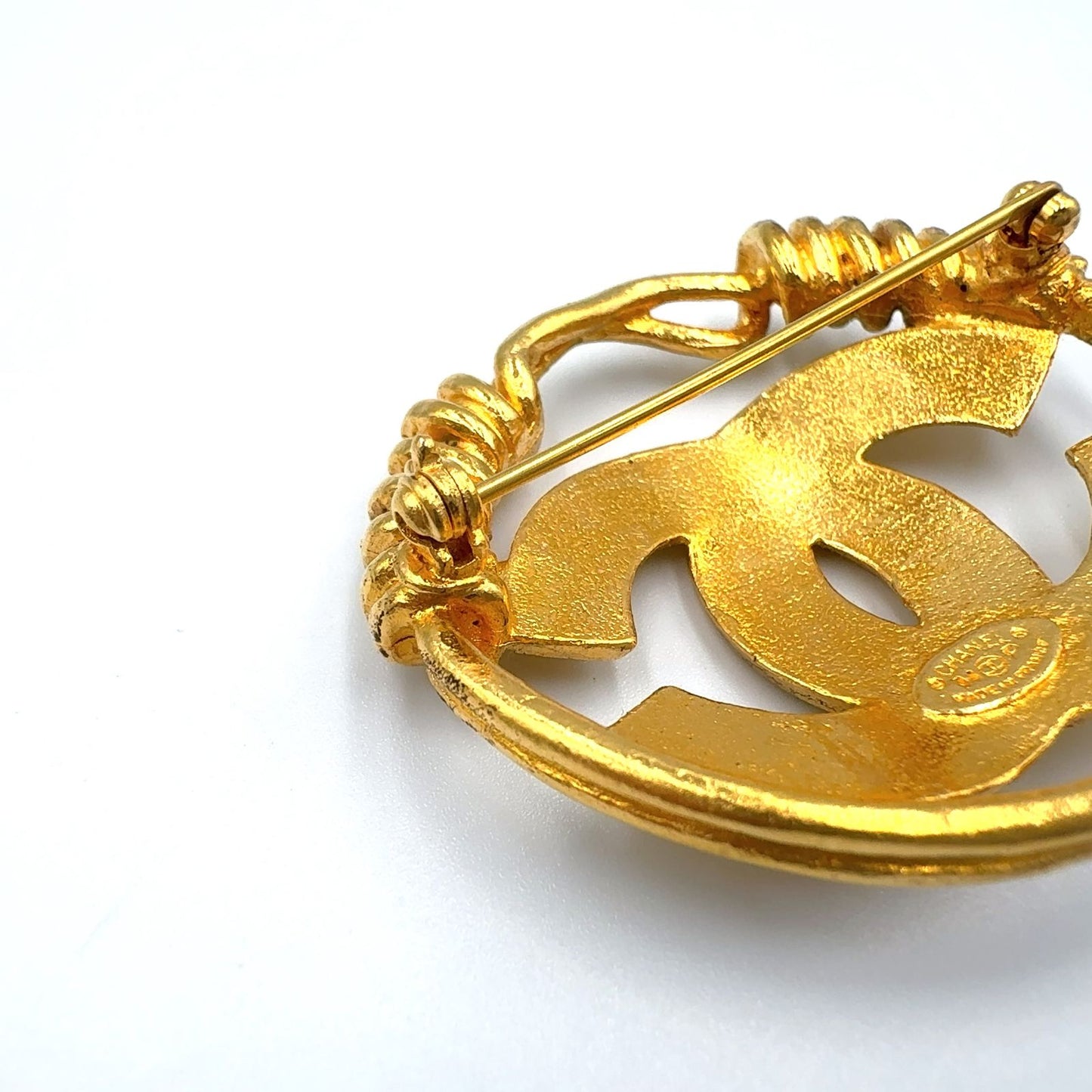 Chanel CC Logo Gold Plated Brooch — view 7