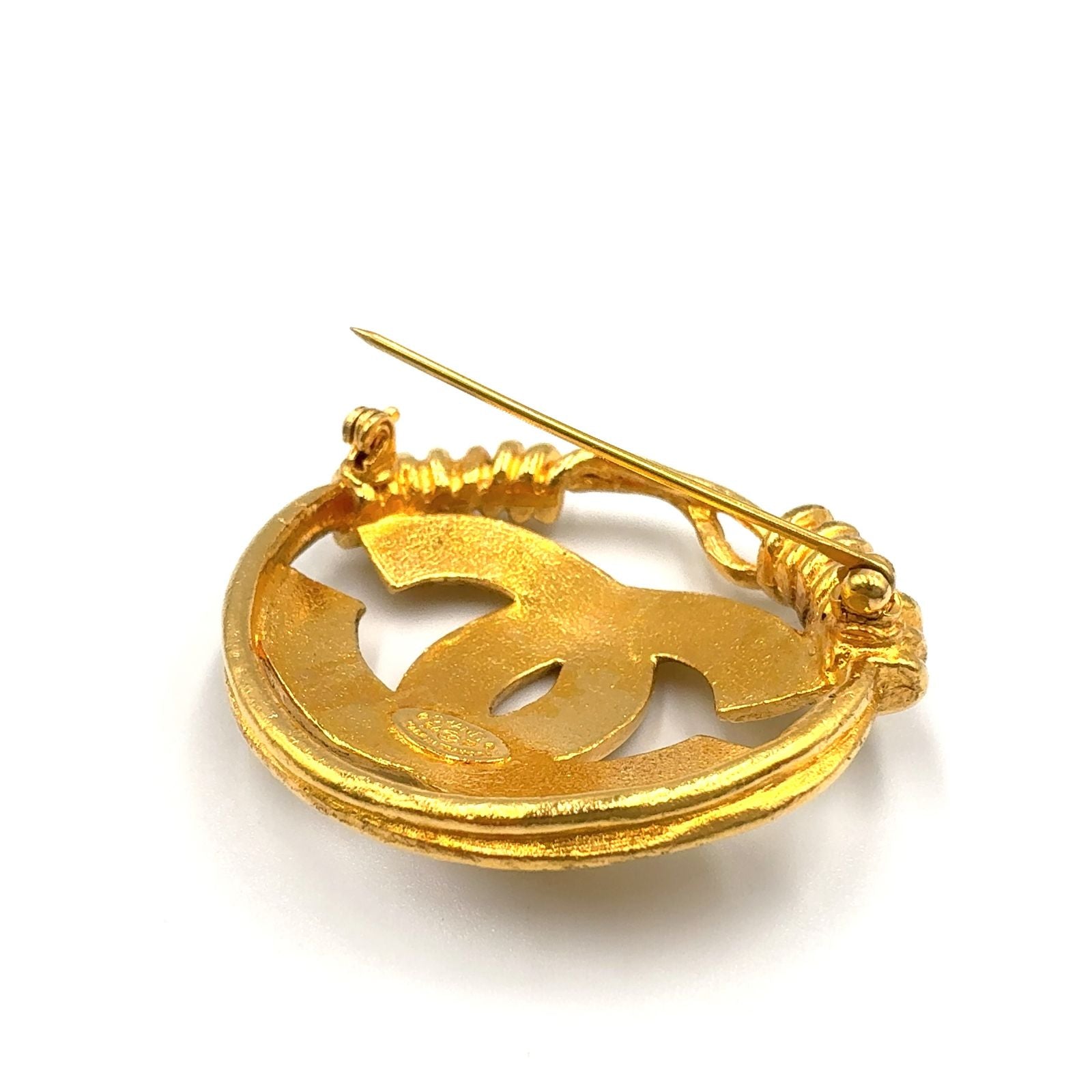 Chanel CC Logo Gold Plated Brooch — view 6