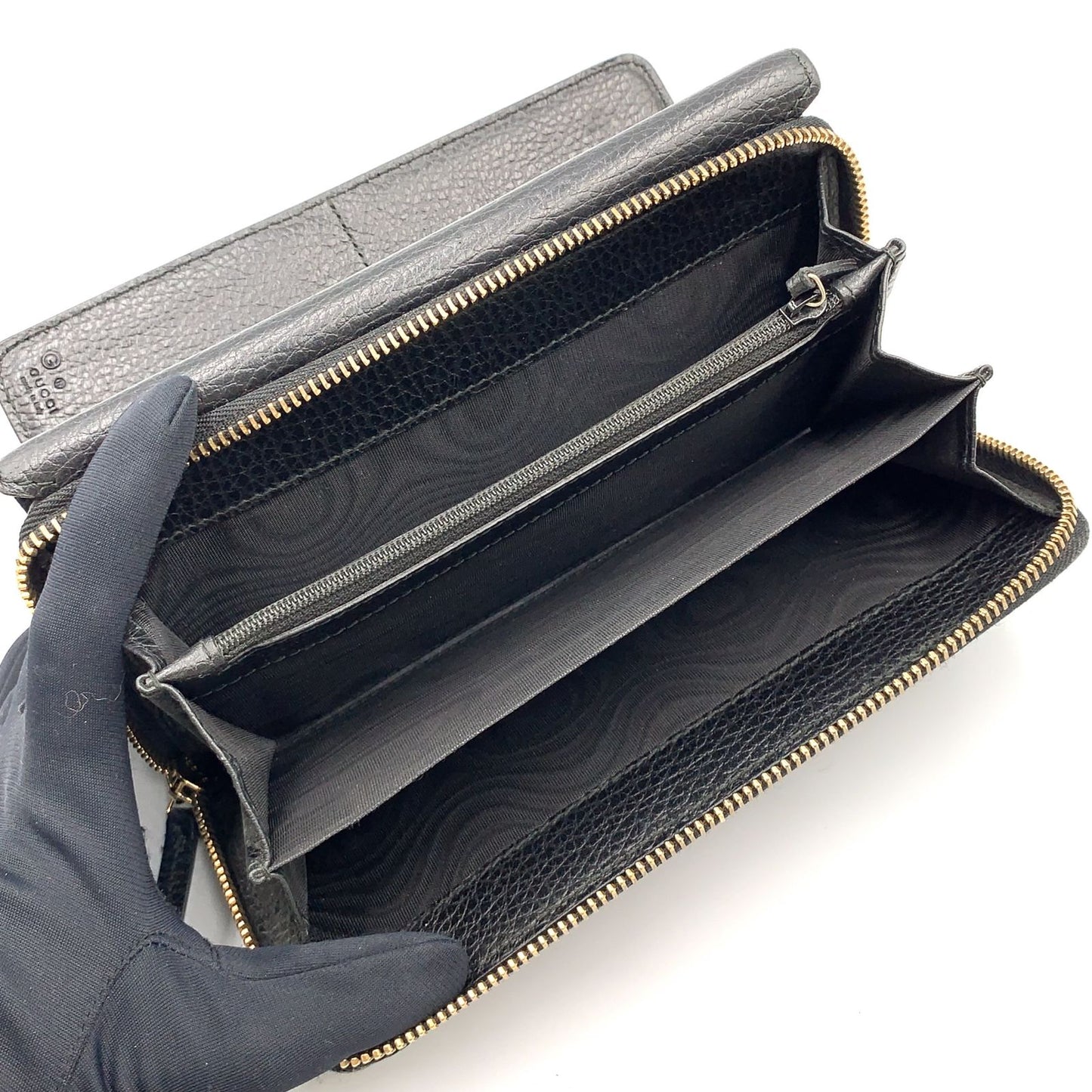 Gucci Interlocking Trifold Leather Black Wallet Gold — view 4