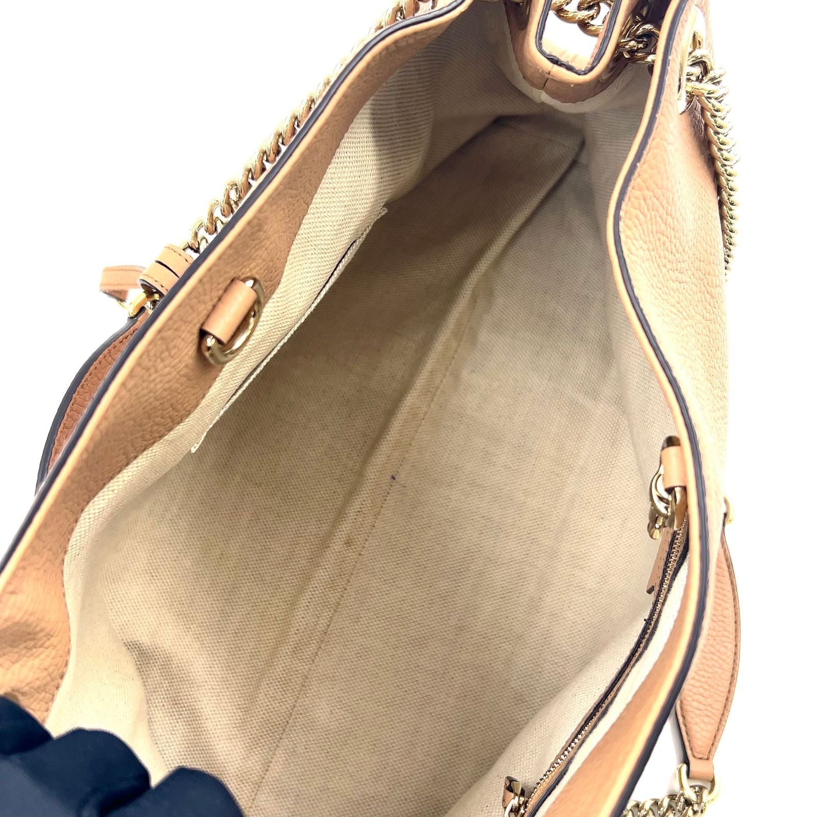 Gucci Soho Interlocking Chain Shoulder Bag Leather Black — view 3
