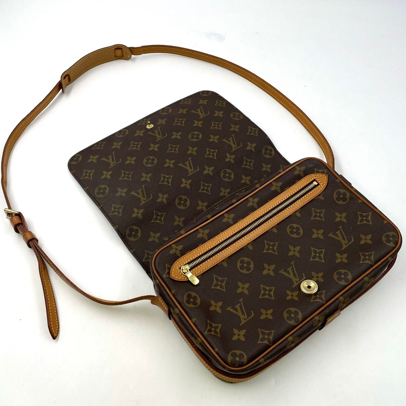 Louis Vuitton Saint Germain 28 Monogram Leather Brown Shoulder Bag Gold — view 5