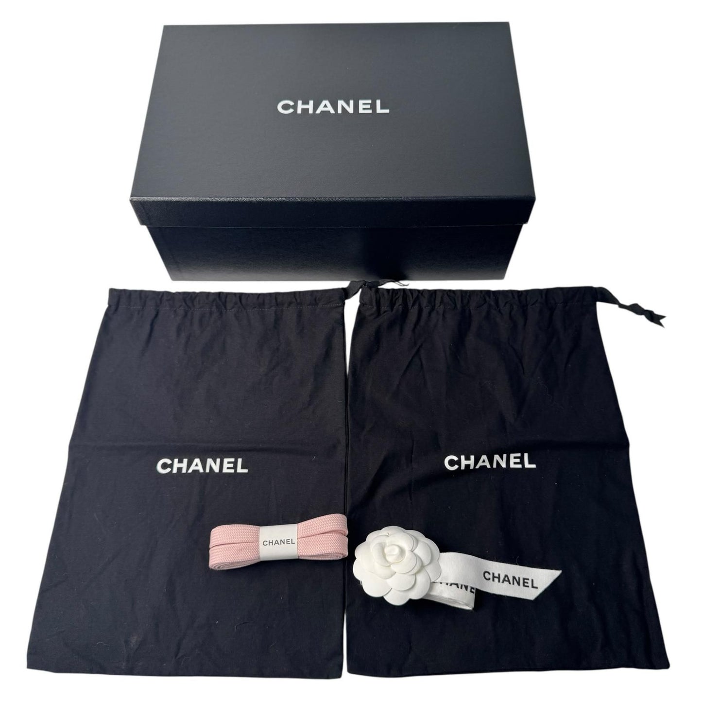 Chanel Sneakers CC Logo 35 White — view 9