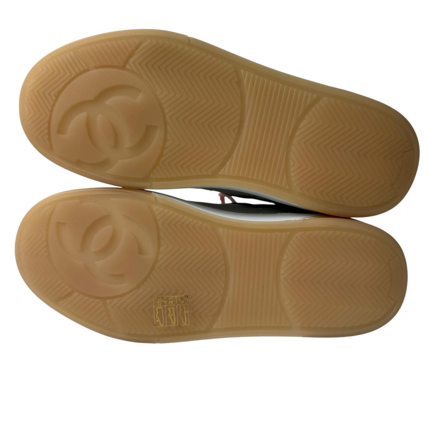 Chanel Sneakers CC Logo 35 White — view 8