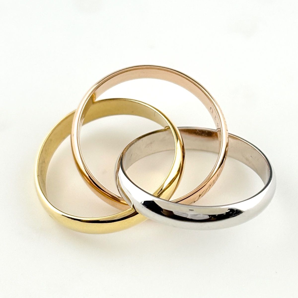 Cartier Trinity Ring YG Yellow Gold — view 3