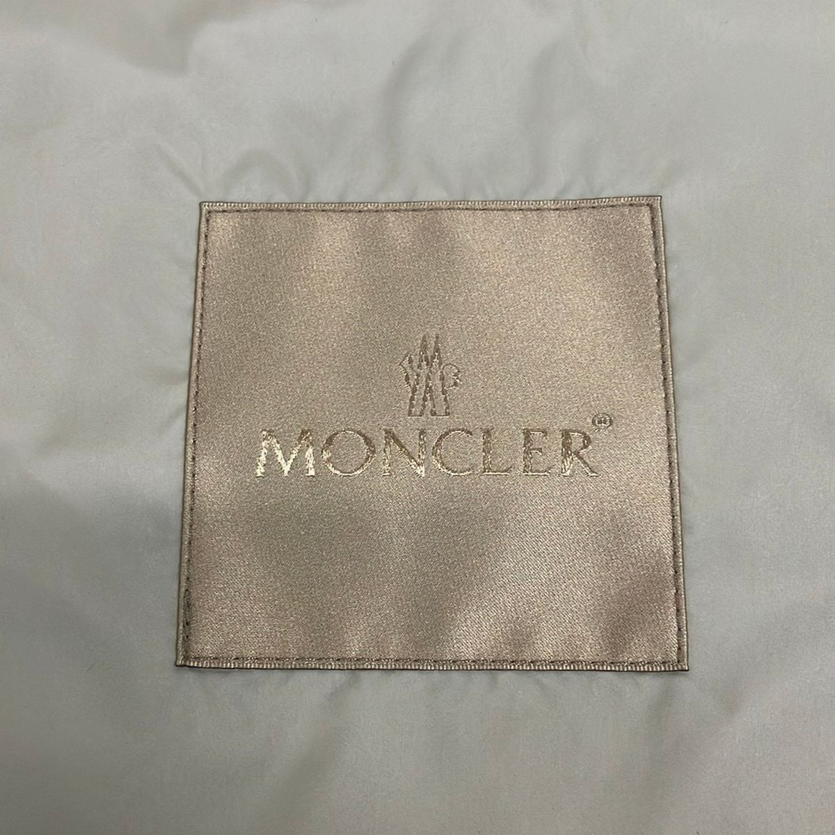 Moncler Down Jacket 2 M Helfferich Beige Black Red Long Sleeve Zip Up Winter — view 3